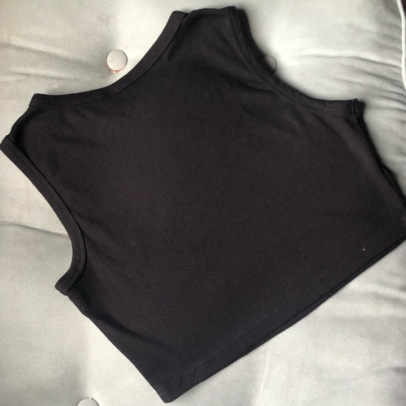SHEIN ribbed crop top - Picture 3 of 4